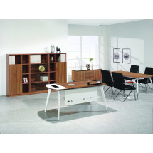 카펠라 로즈오크 책상