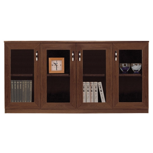 EOS-207 중역크레덴쟈