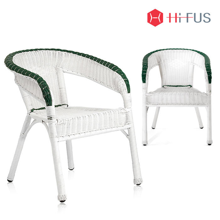 라쿤 화이트 라탄 의자