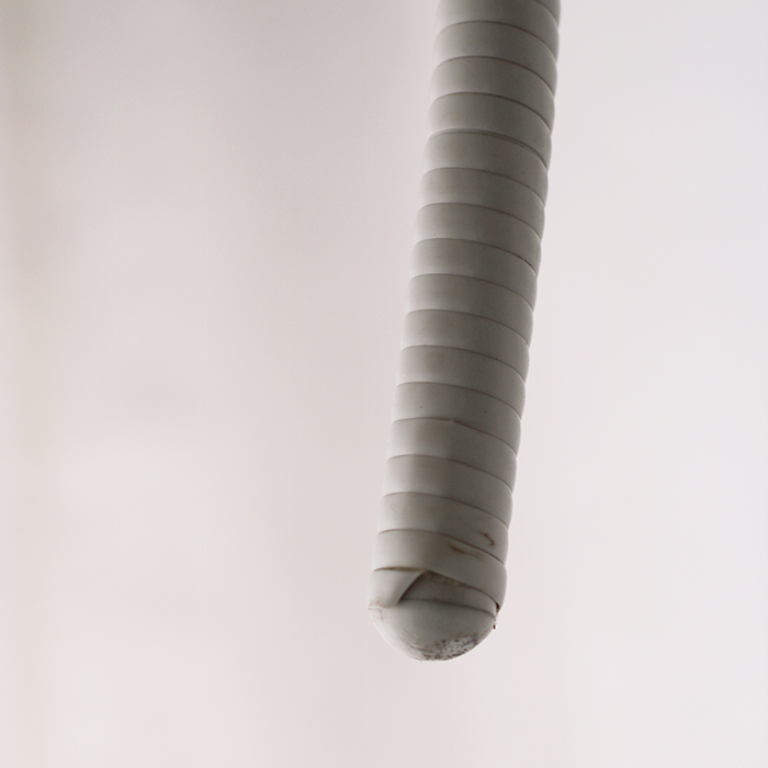 라쿤 화이트 라탄 의자