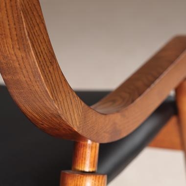 HFC-2040 몬테라 체어