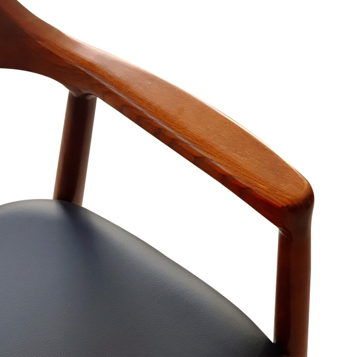 HFC-2011 딜럭스 원목체어