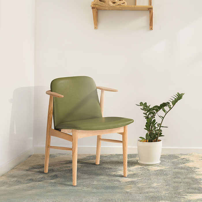 HFC-2104 라떼 원목체어