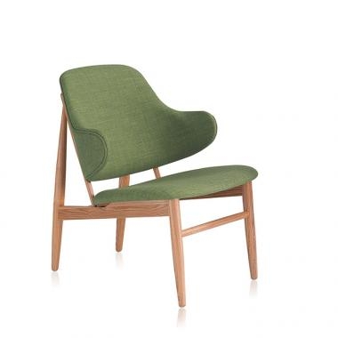 HFC-1103 휠라 원목체어