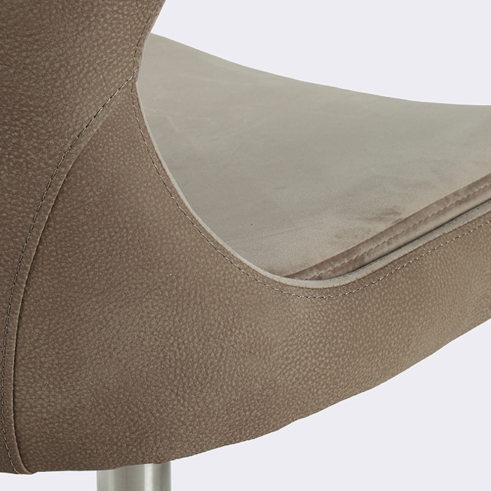 폴 체어. Paul chair (브라운)