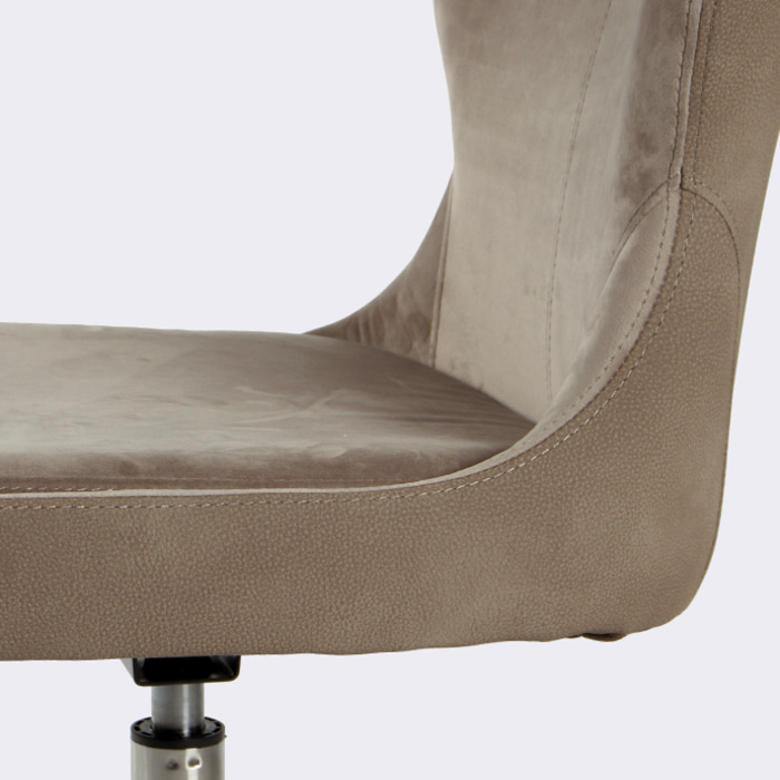 폴 체어. Paul chair (브라운)