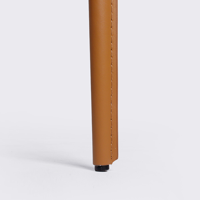 밀란 체어. Milan chair (라이트 브라운)