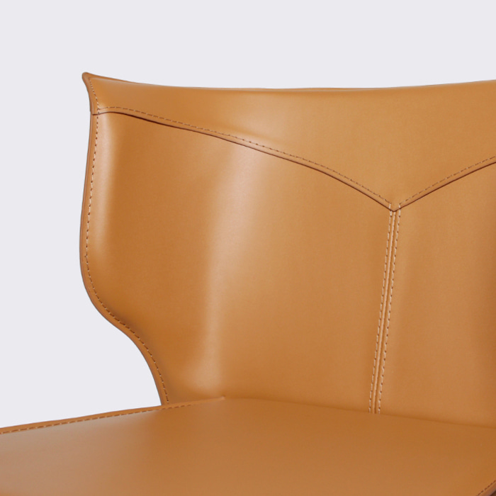 밀란 체어. Milan chair (라이트 브라운)