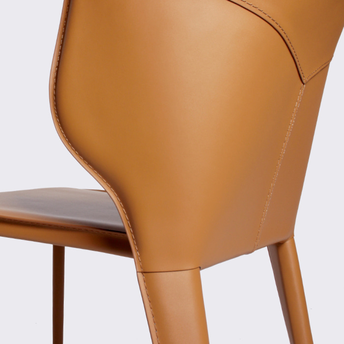 밀란 체어. Milan chair (라이트 브라운)