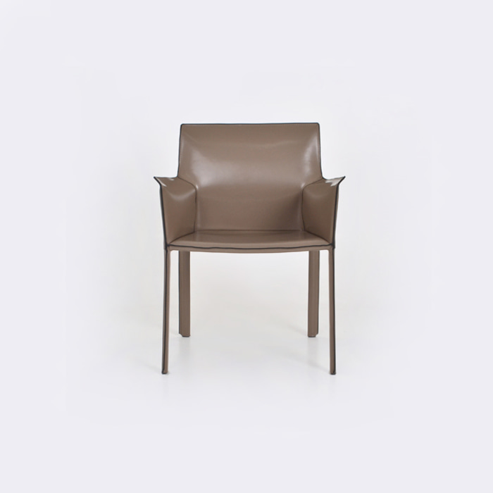 마룬 암체어. Maroon armchair (샌드)