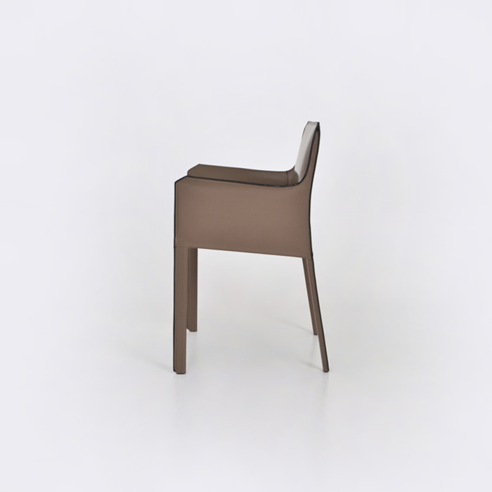 마룬 암체어. Maroon armchair (샌드)