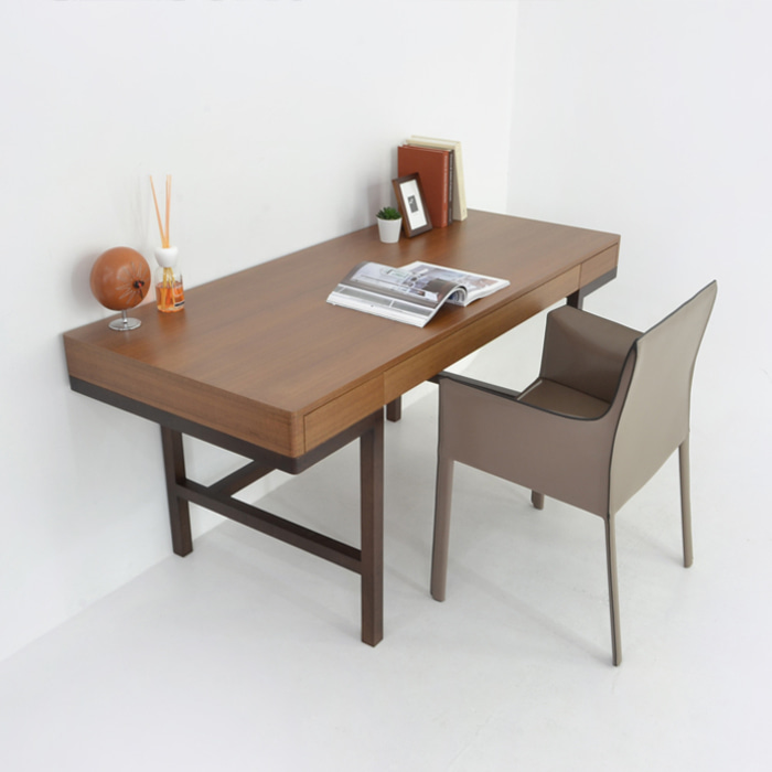 마룬 암체어. Maroon armchair (샌드)