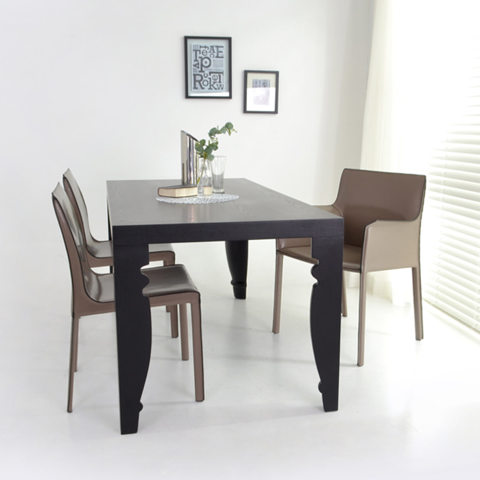 마룬 암체어. Maroon armchair (샌드)