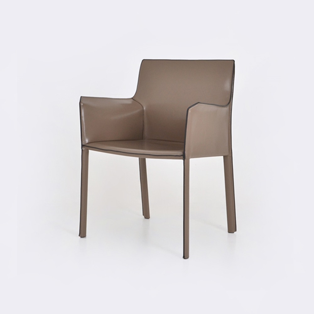 마룬 암체어. Maroon armchair (샌드)