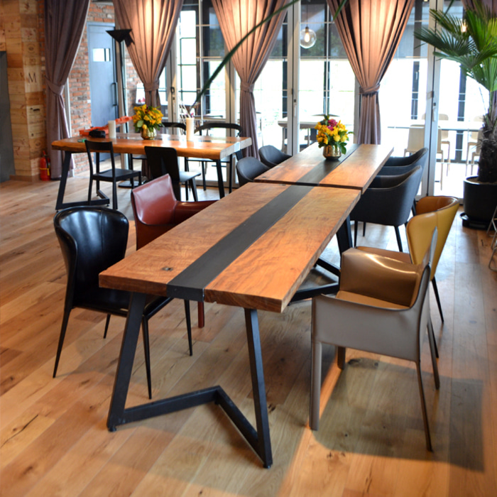 마룬 암체어. Maroon armchair (버건디)