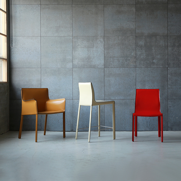 마룬 암체어. Maroon armchair (머스타드)