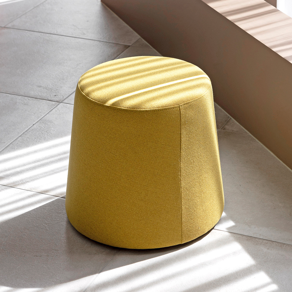 콘 스툴. Cone stool (옐로우)
