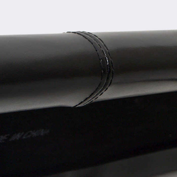 마룬 벤치. Maroon bench (블랙)