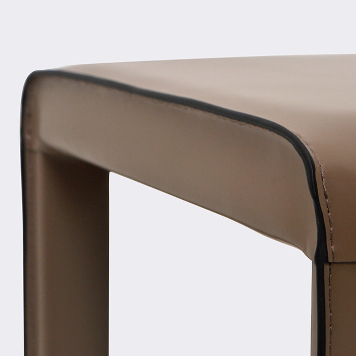 마룬 벤치. Maroon bench (샌드)