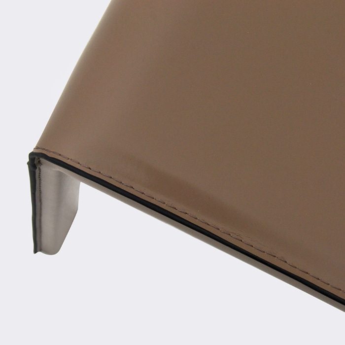 마룬 벤치. Maroon bench (샌드)