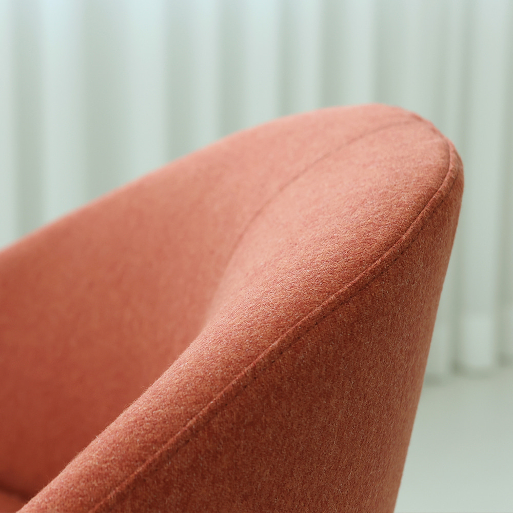 도브 라운지 체어. Dove lounge chair (다크오렌지)