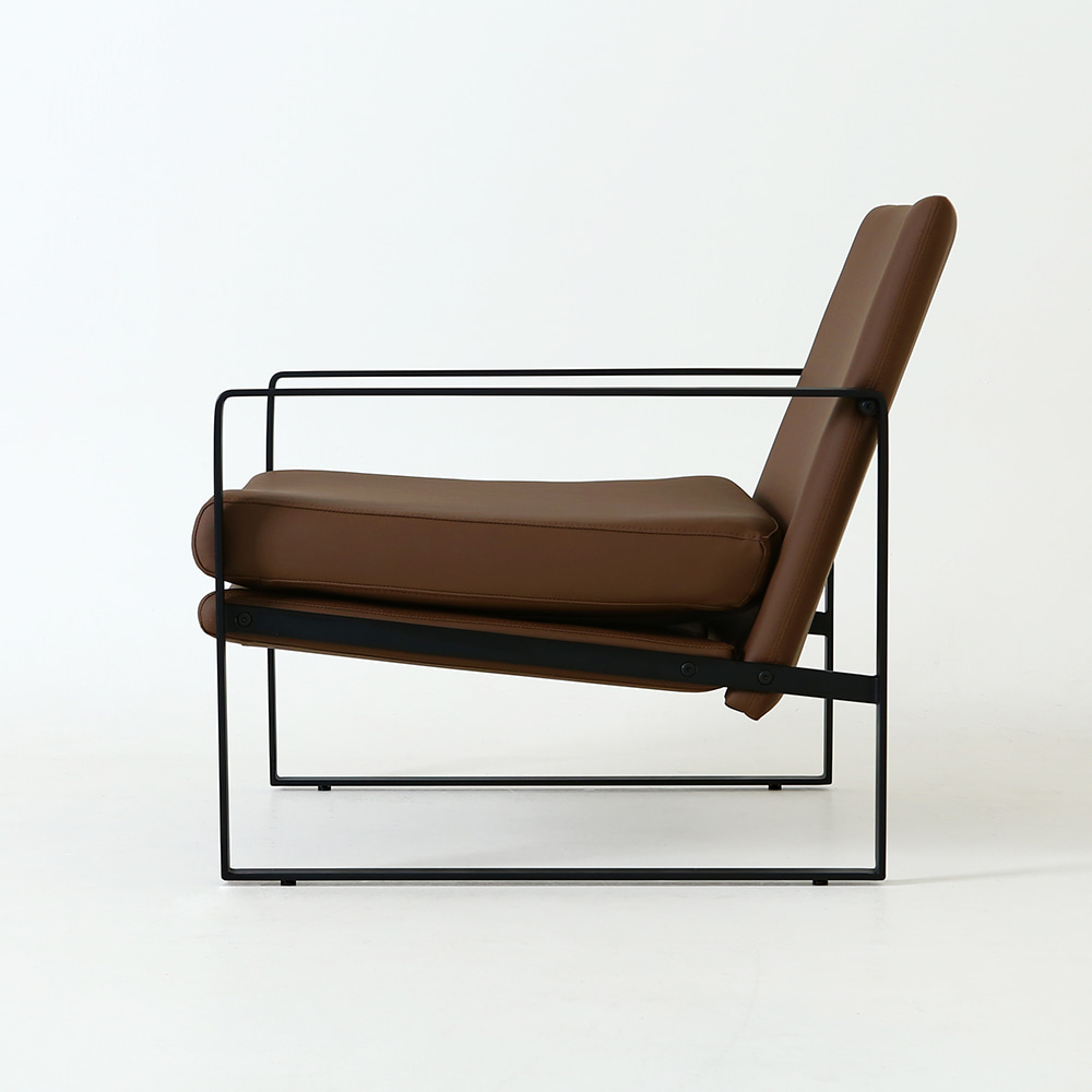 유케이 라운지체어. UK lounge chair (브라운)