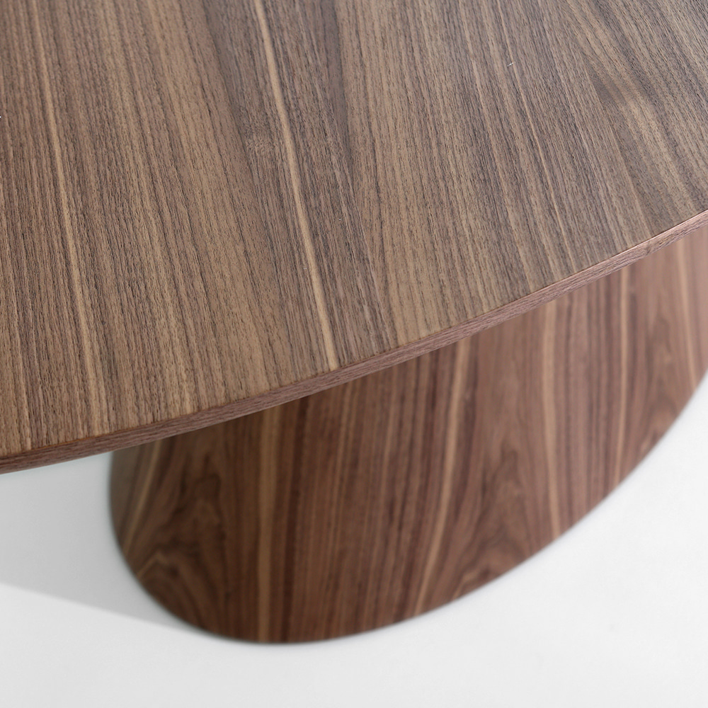 우노 오벌 테이블. Uno oval table (월넛)