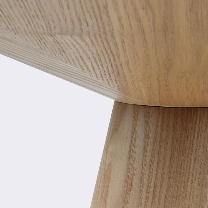 우노 다이닝 테이블. Uno dining table (에쉬)