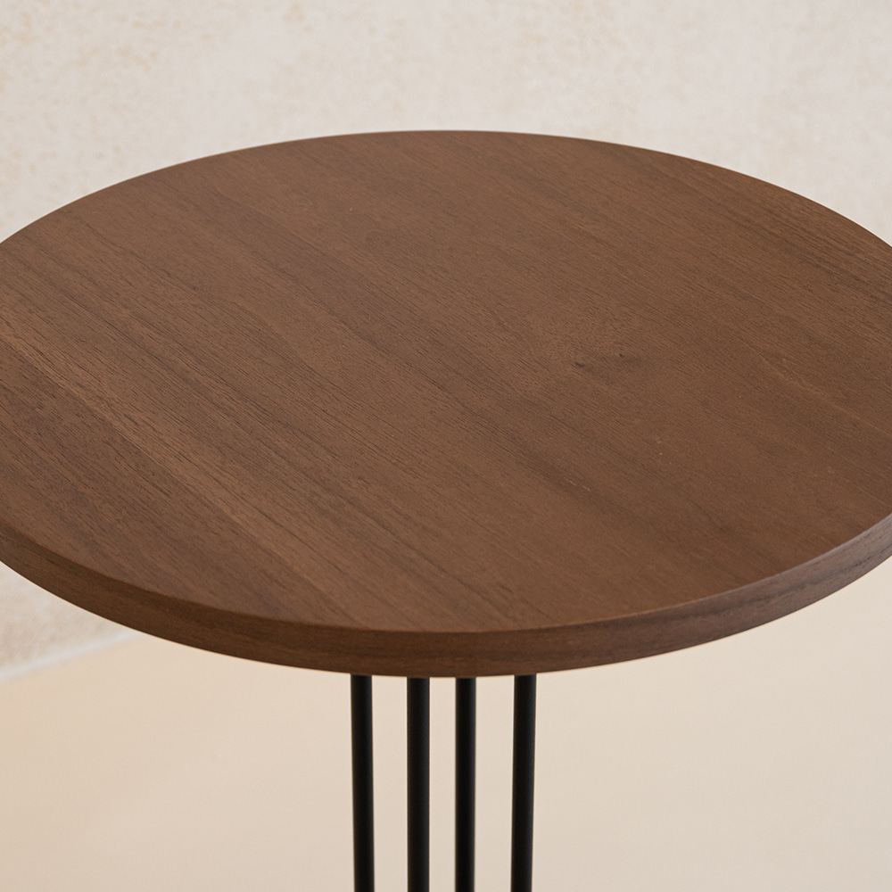 룽고 로우 사이드 테이블. Lungo Low Side Table (월넛)