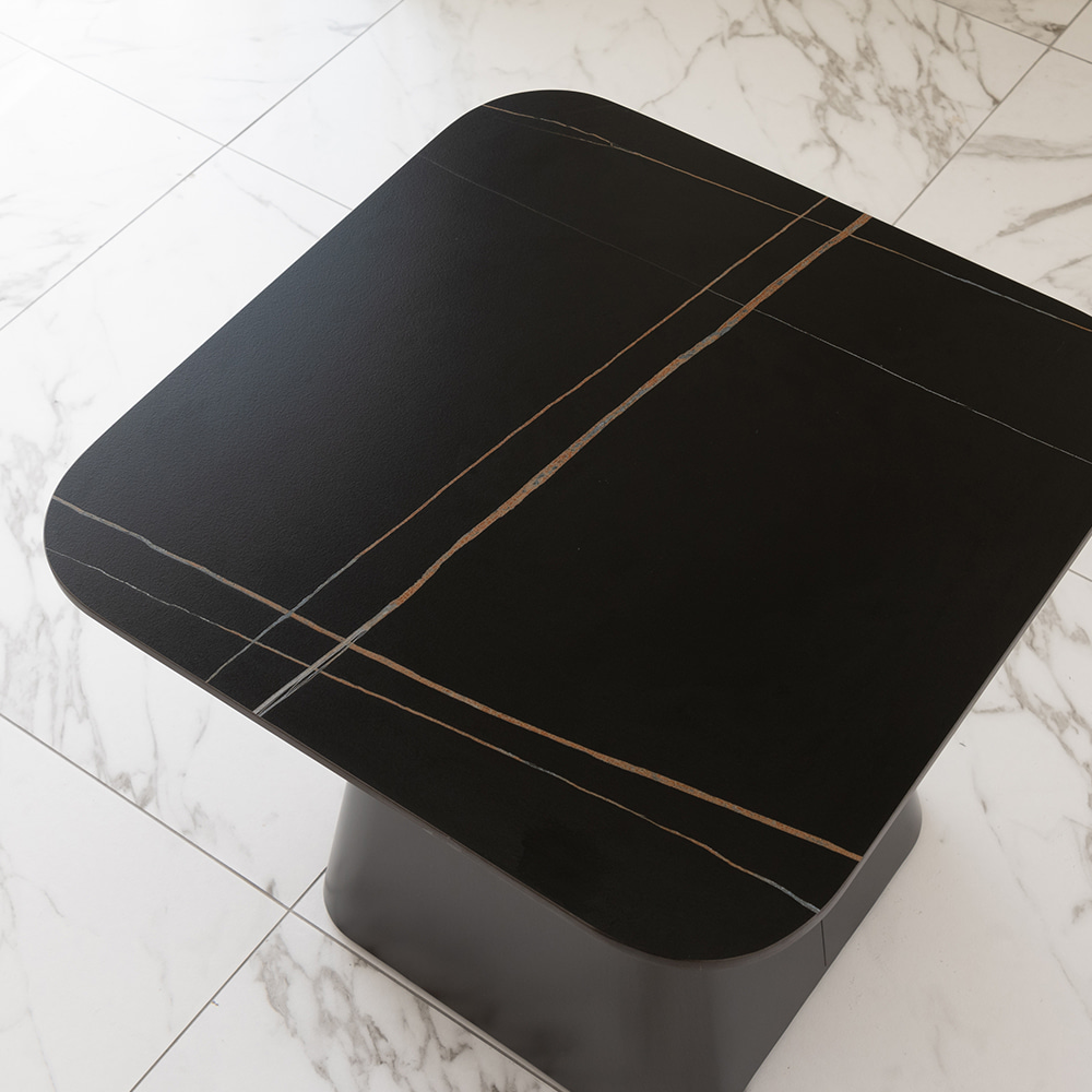 클리프 사이드 테이블. Cliff side table (블랙세라믹 / 헤어라인 발색)