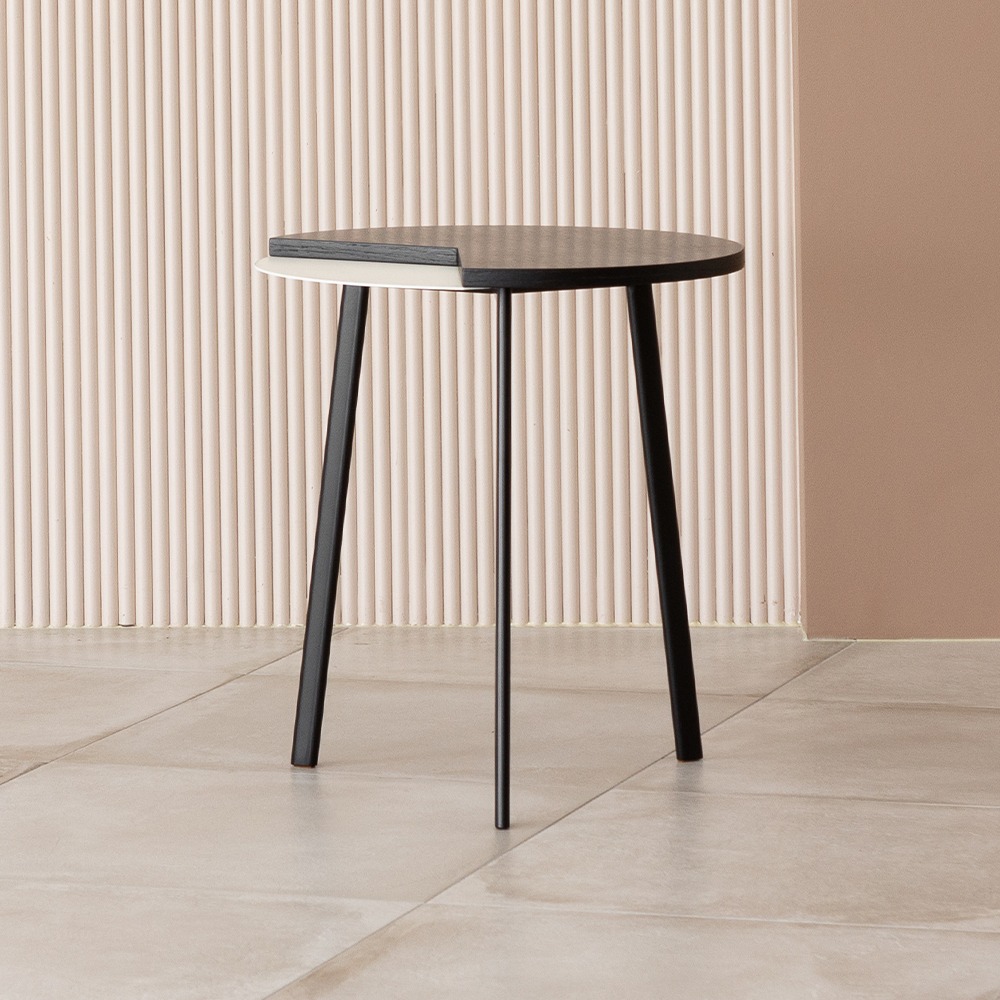 팩맨 사이드 테이블. Packman side table (화이트블랙)