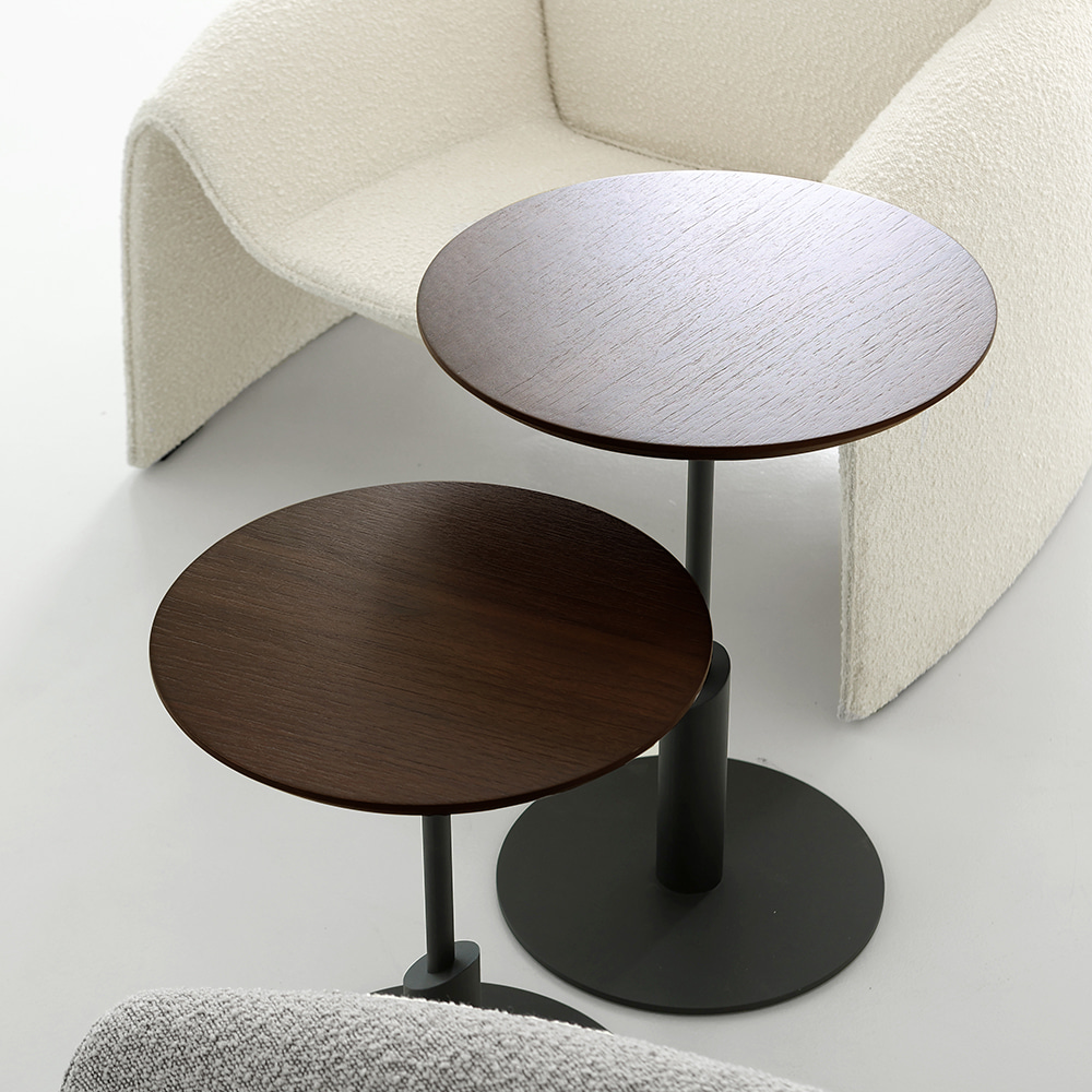 비숍 로우 테이블. Bishop low table (월넛)