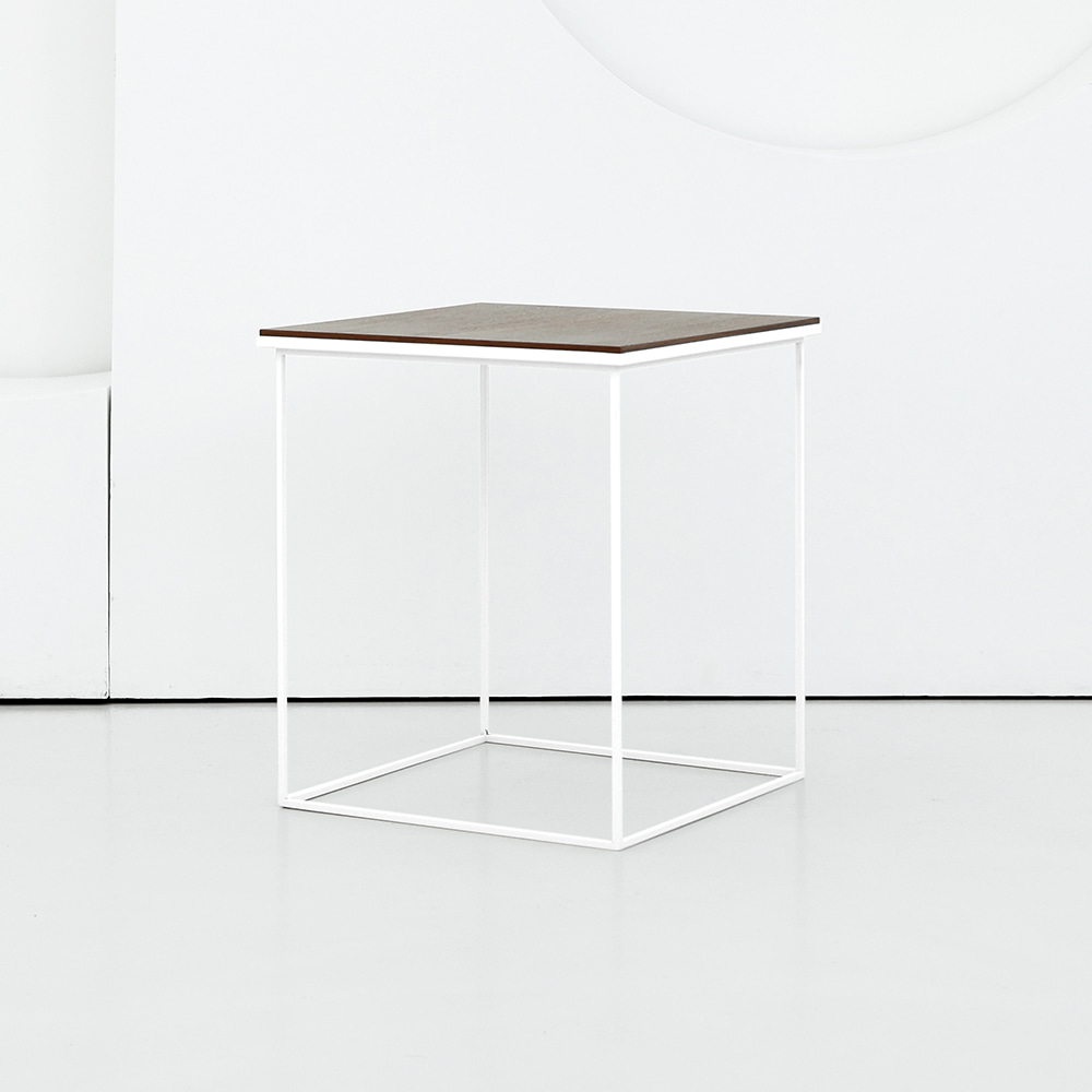 윌 사이드 테이블. Will side table (월넛)