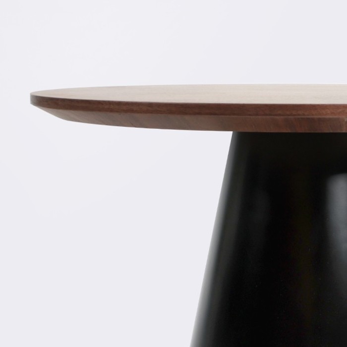 코운 라운드 테이블. Coon round table (월넛-블랙)