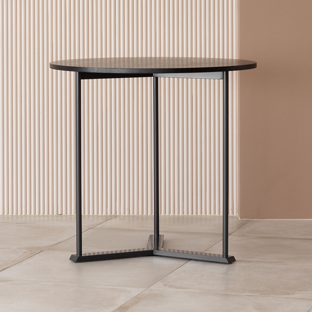 와이 다이닝 테이블. Y dining table (블랙)