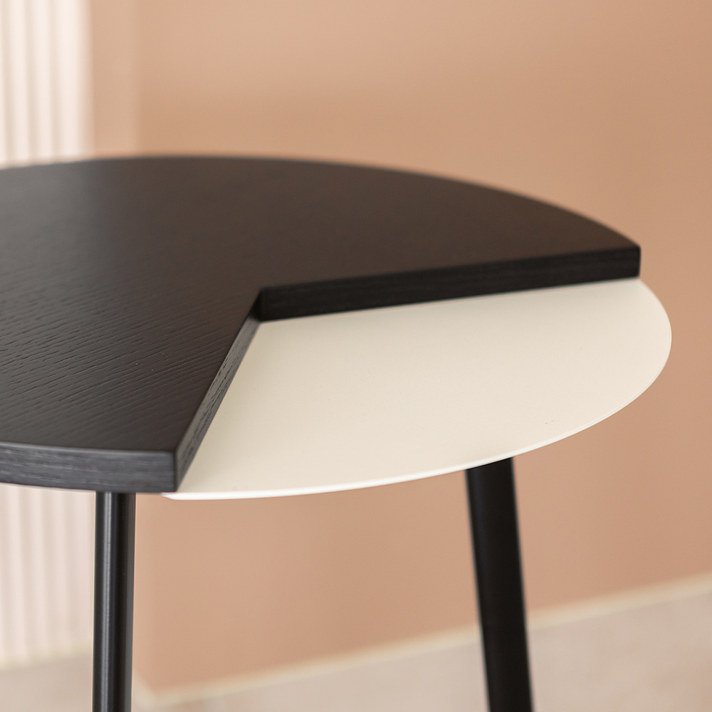 팩맨 사이드 테이블. Packman side table (화이트블랙)