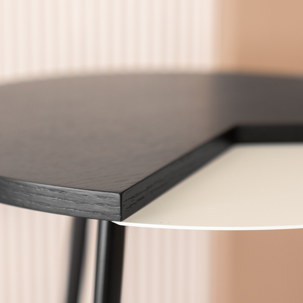 팩맨 사이드 테이블. Packman side table (화이트블랙)