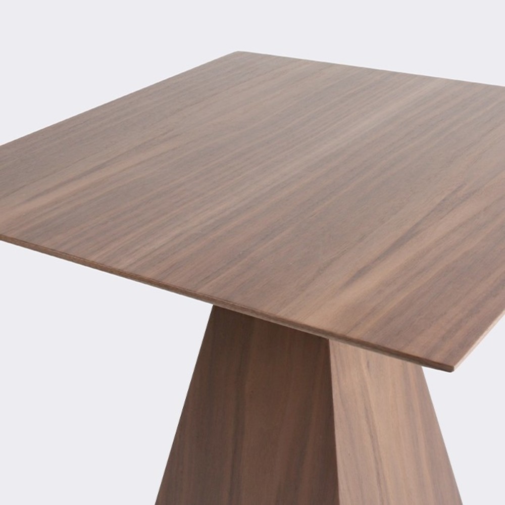 우노 스퀘어 테이블. Uno square table (월넛)