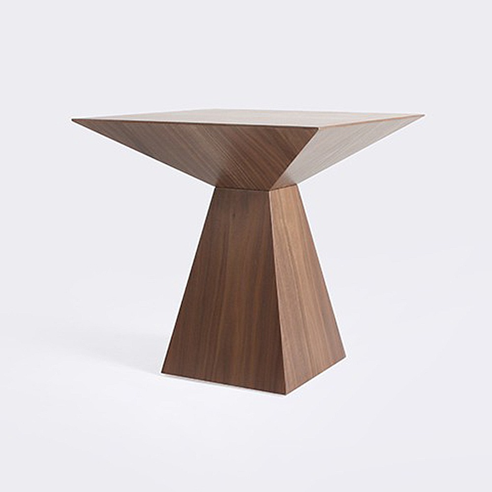 우노 스퀘어 테이블. Uno square table (월넛)