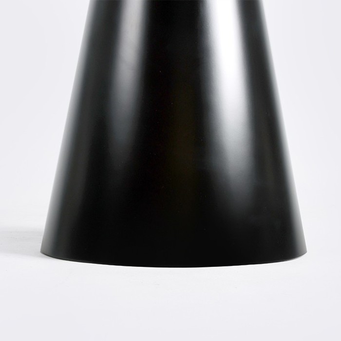 코운 라운드 테이블. Coon round table (월넛-블랙)