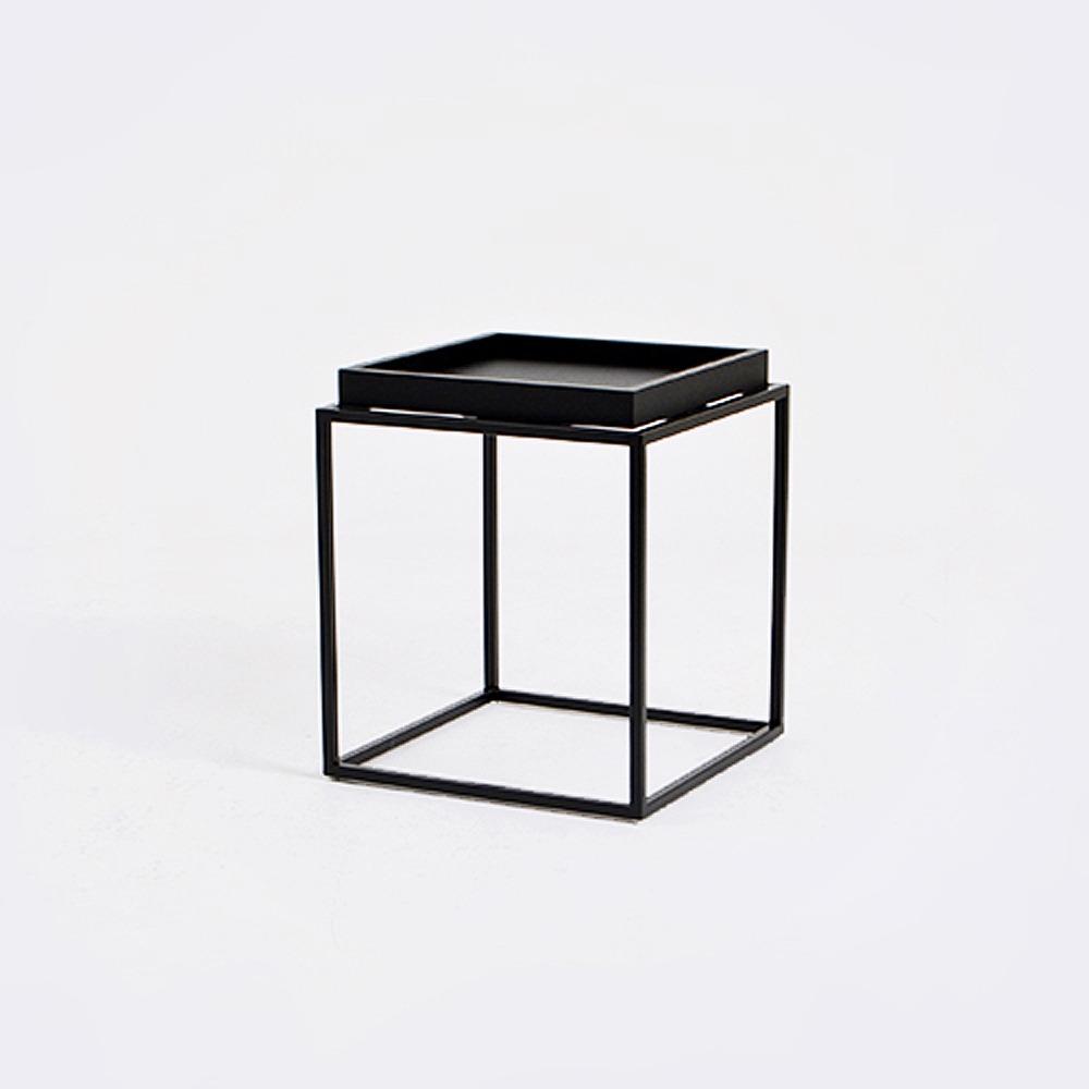 트레이 사이드 테이블. Tray side table (블랙)