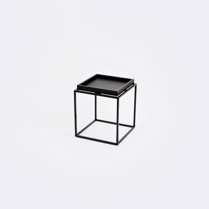 트레이 사이드 테이블. Tray side table (블랙)