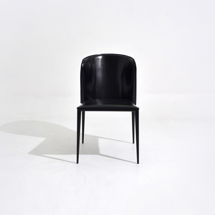 샤룬 체어. Syarun chair (블랙)