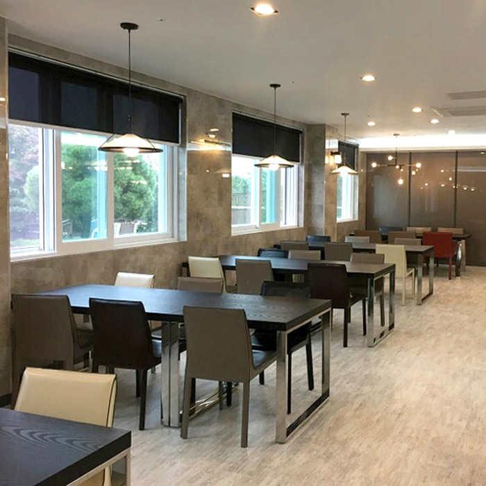 마룬 체어. Maroon chair (샌드)