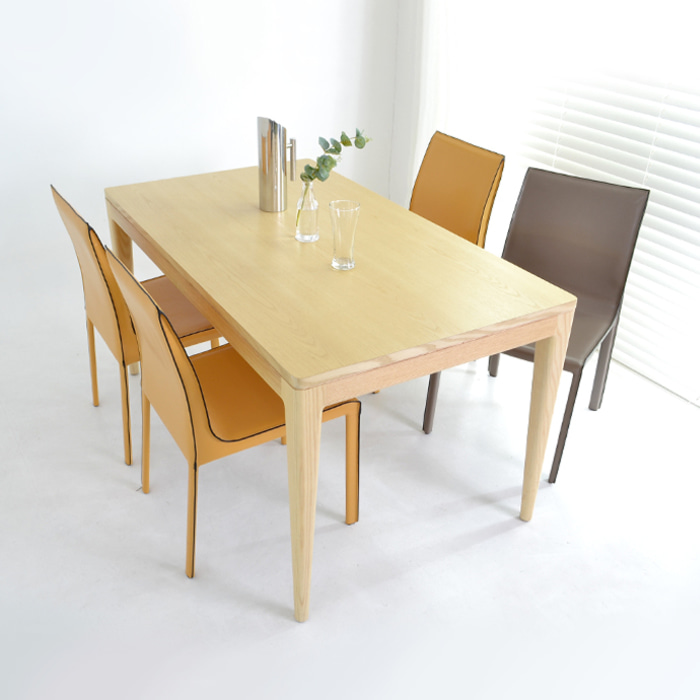 마룬 체어. Maroon chair (옐로우)