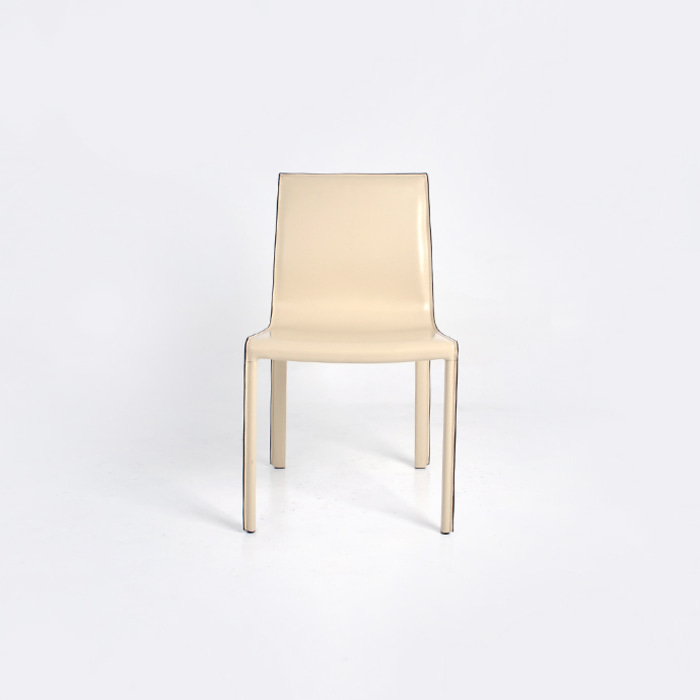마룬 체어. Maroon chair (베이지)