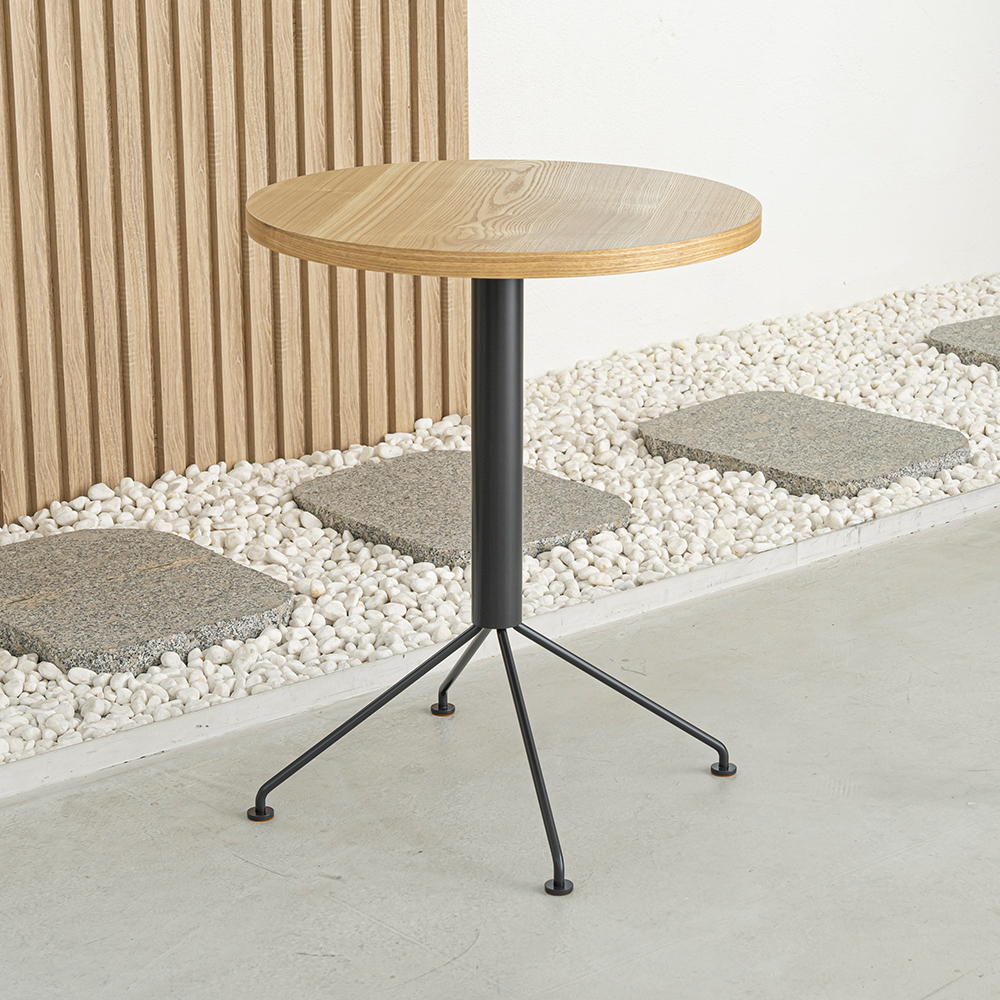 해시 다이닝 테이블. Hash dining table