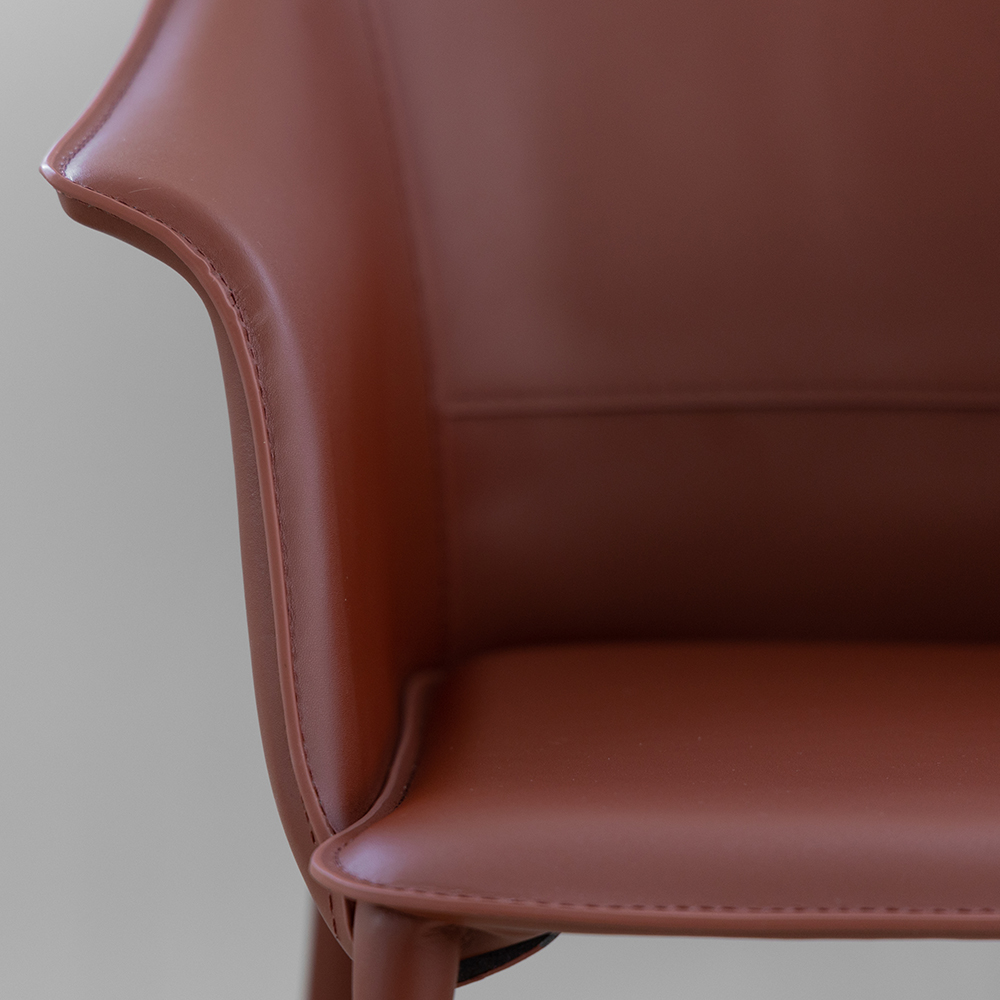 알리 암체어. Ali armchair