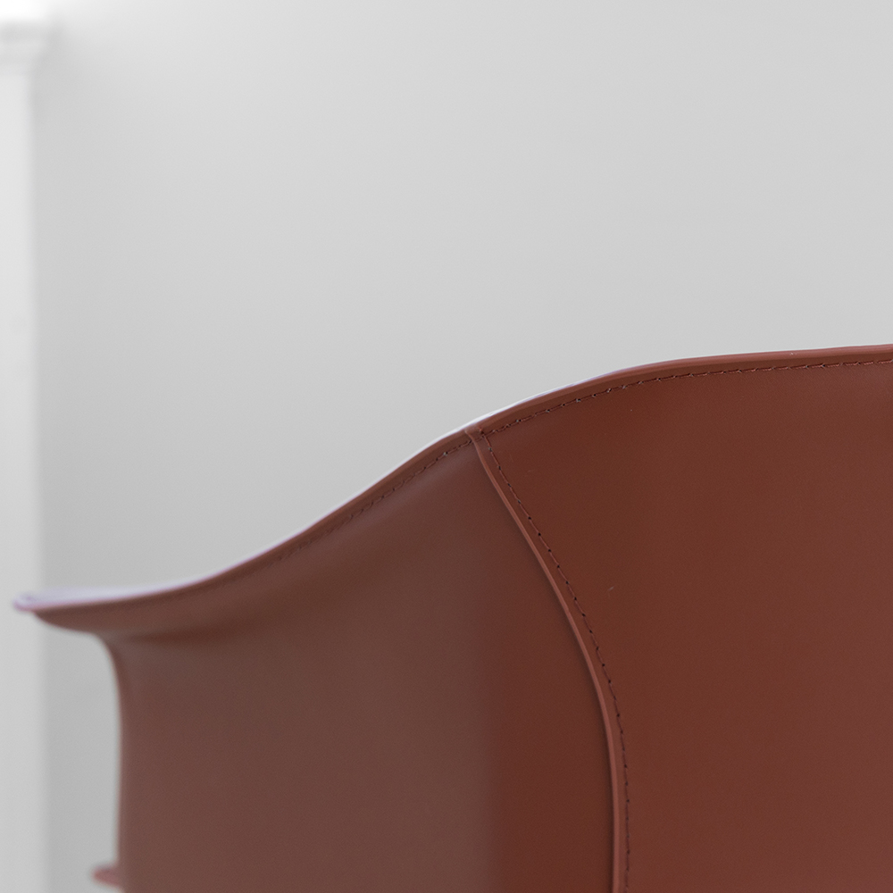 알리 암체어. Ali armchair