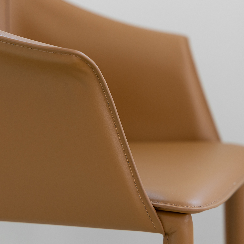 알리 암체어. Ali armchair